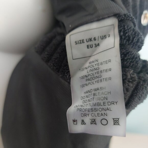 Manière De Voir Velvet Cropped Puffer Jacket Size 2 Black Luxe Parisian Chic EUC - Picture 8 of 13